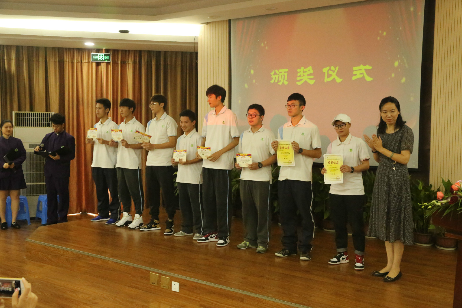 QQ图片20180622103551.jpg